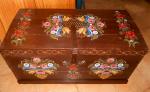Hand-painted dowry box-bouquets of flowers